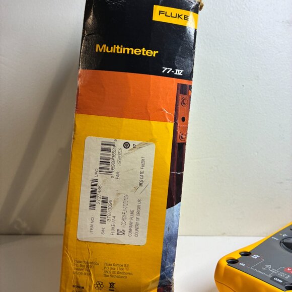 BRAND NEW Fluke 77-IV ACIDC Digital Multimeter 1000V, Auto/Manual ranging. - Picture 8 of 9